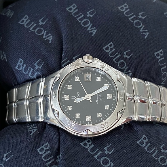 Bulova women’s watch (marine star) - Picture 3 of 3